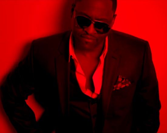 johnny gill red dress These TWO! Great night with friends!! Smoke & Johnny Gill! Don't Mess With Bill.