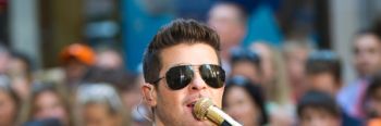 Robin Thicke Performs Live On NBC 'Today'