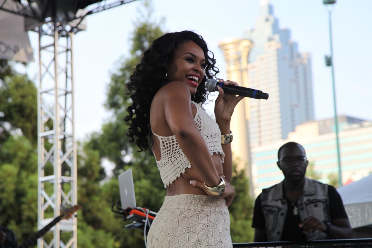 Wednesday WindDown ft. Algebra & Demetria McKinney