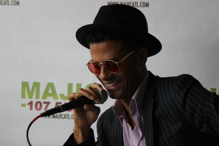 Eric Benet on Majic 1075/975