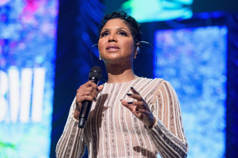 Toni Braxton performing 2 at 2016 BMI R&B/Hip-Hop Awards