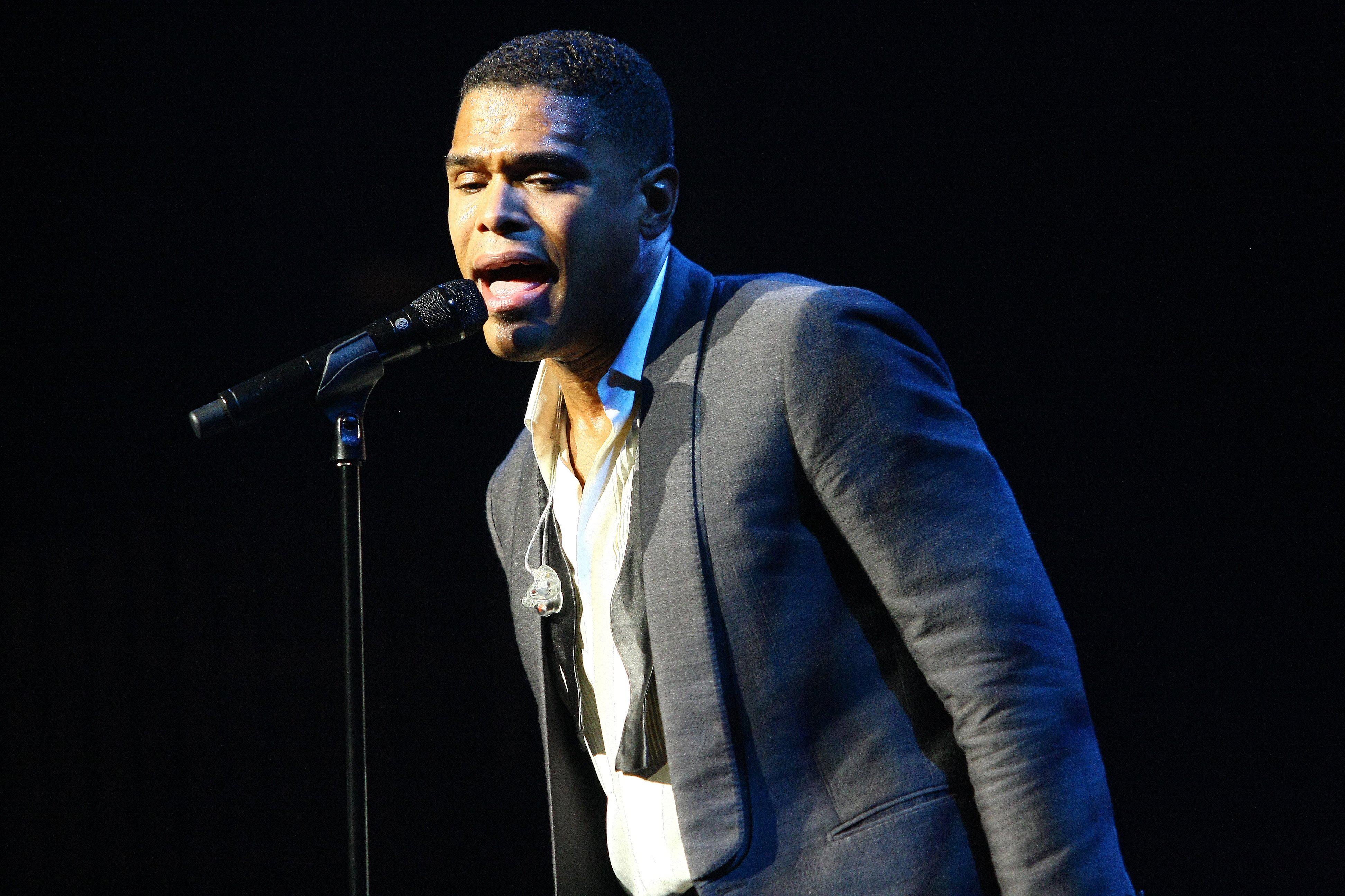 Maxwell Live In Chicago