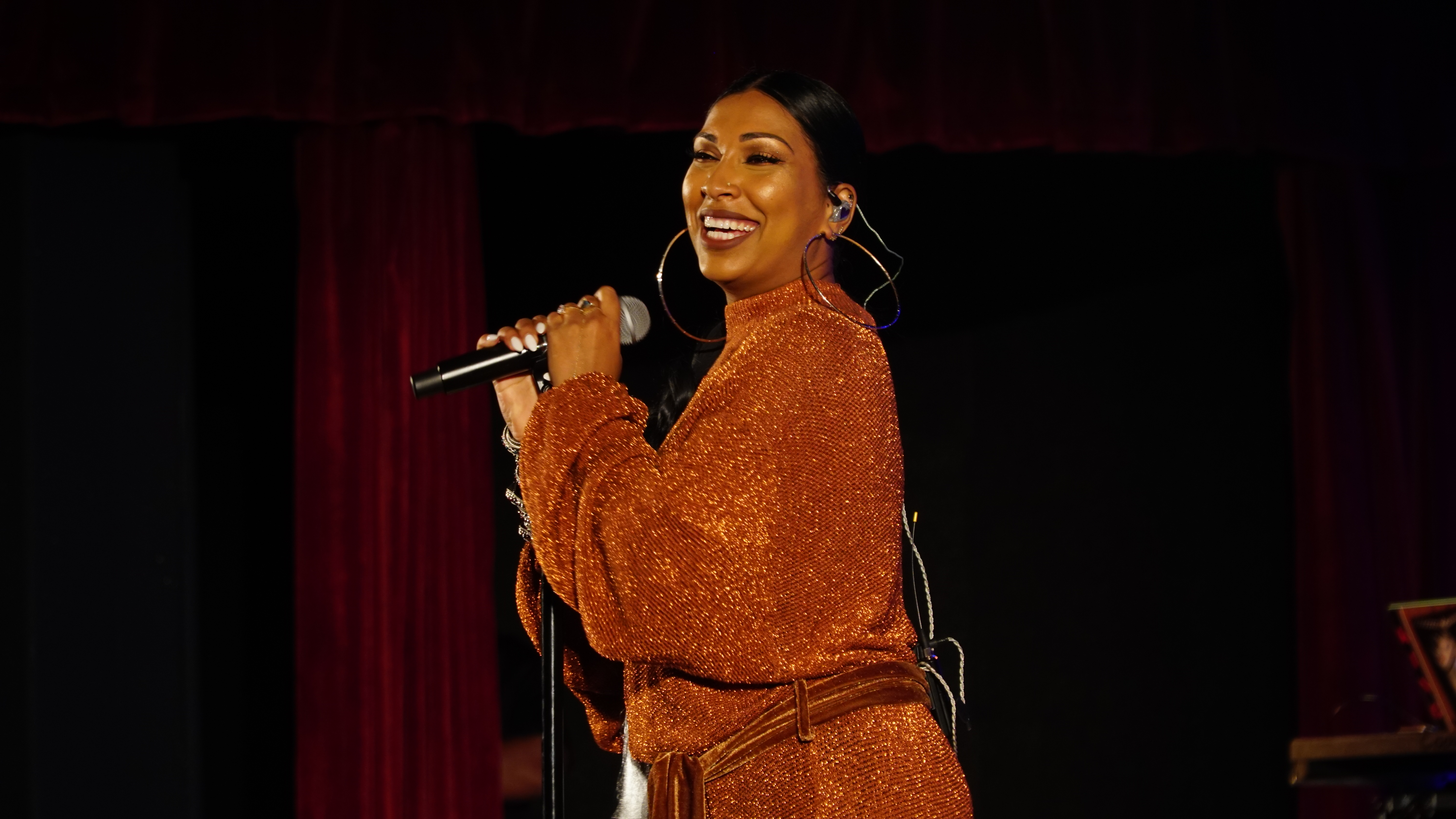 Majic After Dark Melanie Fiona