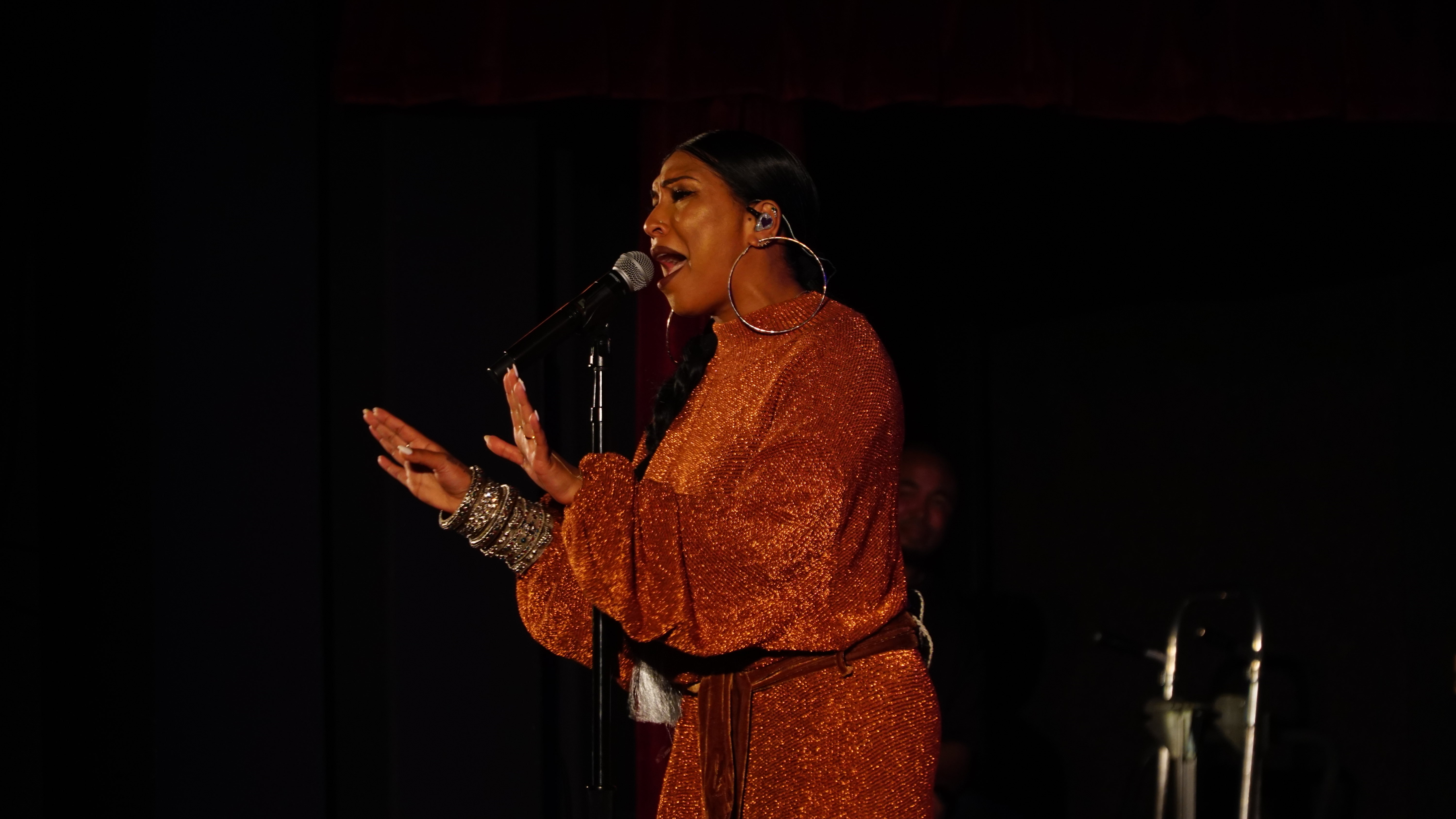 Majic After Dark Melanie Fiona