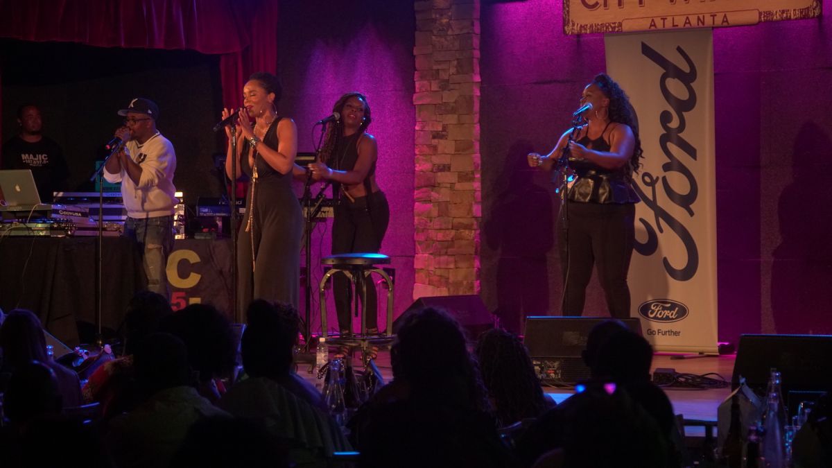 Majic After Dark Vivan Greene Gallant