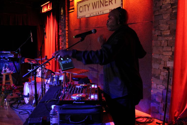 “Majic After Dark “Powered By Ford” With Raheem DeVaughn & Maleke O’Ney