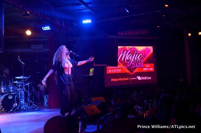 Majic After Dark Tiny, Bonfyre and Whoaa