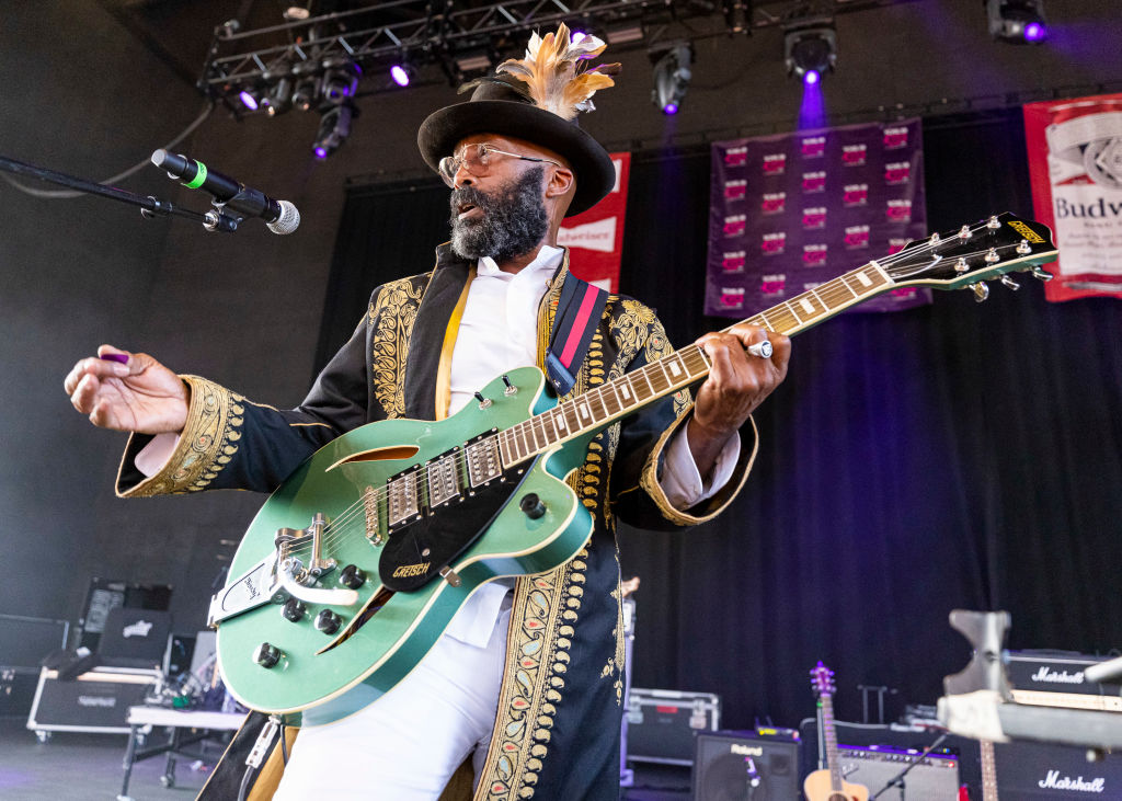 105.9 KISS-FM Block Party